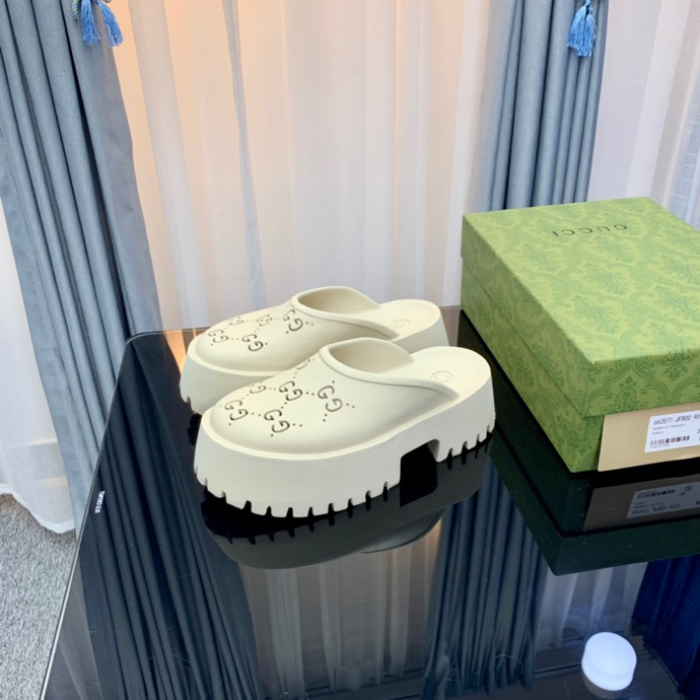 Gucc* Sandal92