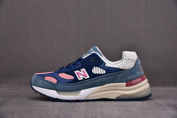 NEW BALANCE 992  NB000004