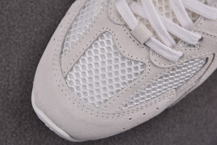 New Balance x MIU MIU NB530 NB000047