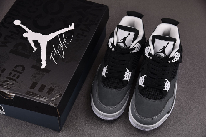 Air Jordan 4 Retro 