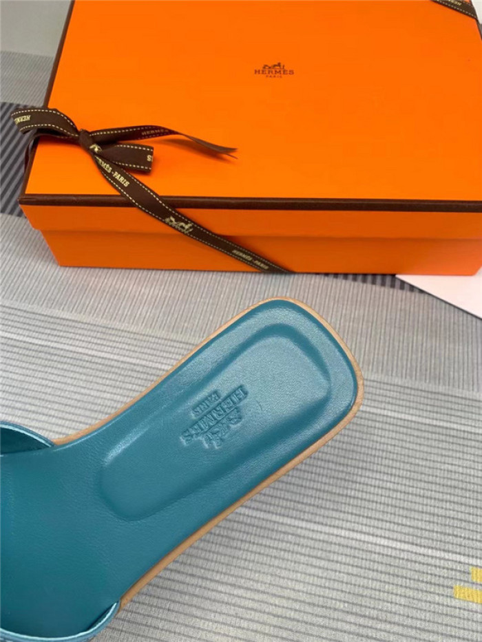 Herme* Sandal30