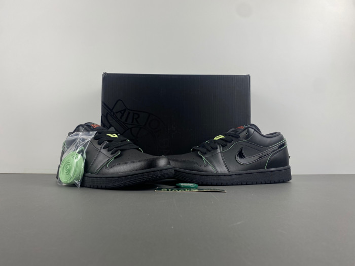 Air Jordan 1 Low "Black Cat Mascot" HM3690-001