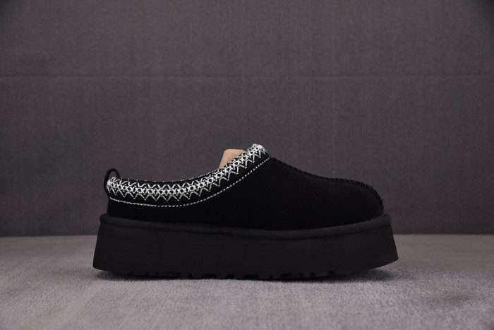UGG SANDALS 7