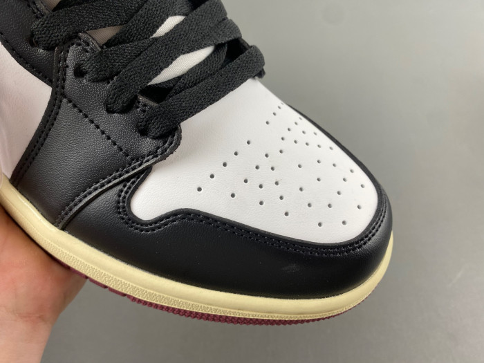 Air Jordan 1 Mid SE Bordeaux FQ7818-101