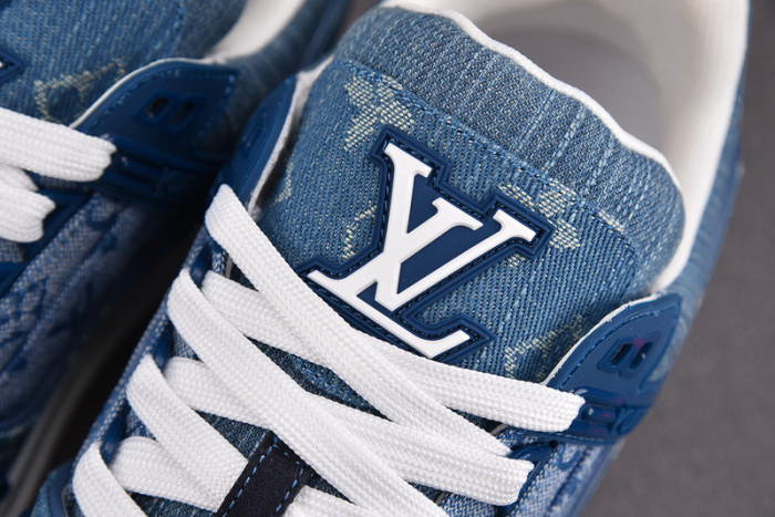 LV snekaers L000007