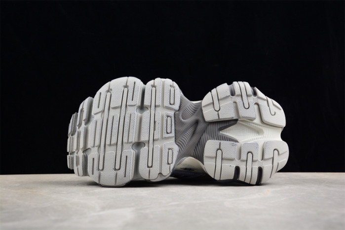 SNEAKER CARGO