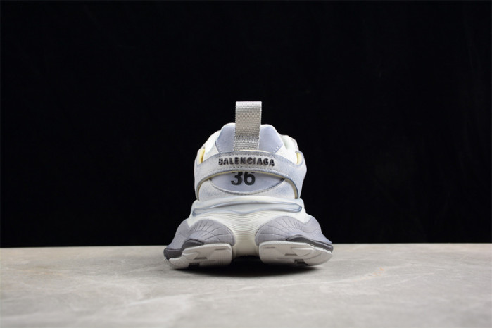 SNEAKER CARGO