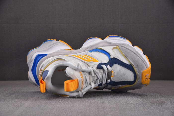 SNEAKER CARGO