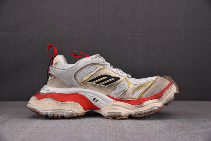 SNEAKER CARGO