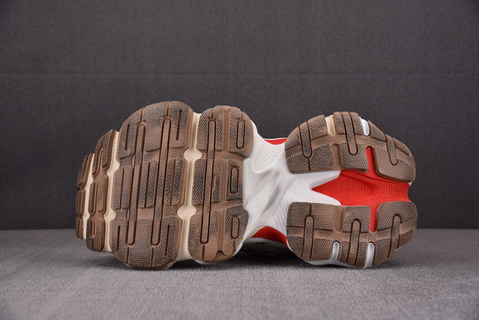 SNEAKER CARGO