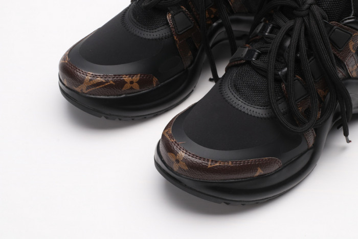 LV snekaers  L000006