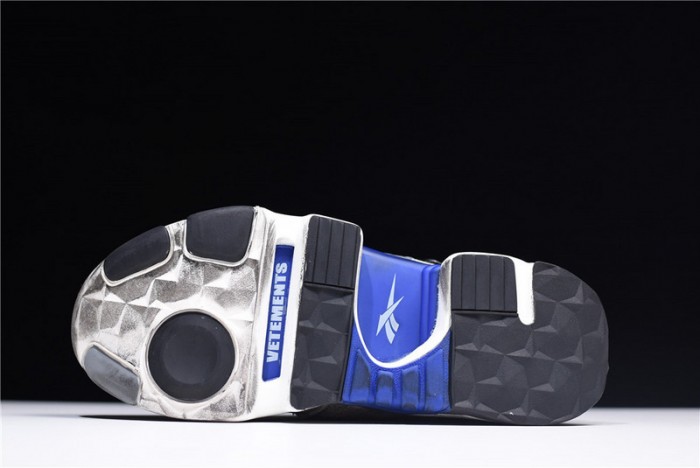 Reebok Modified Pump Sneakers  CN2704