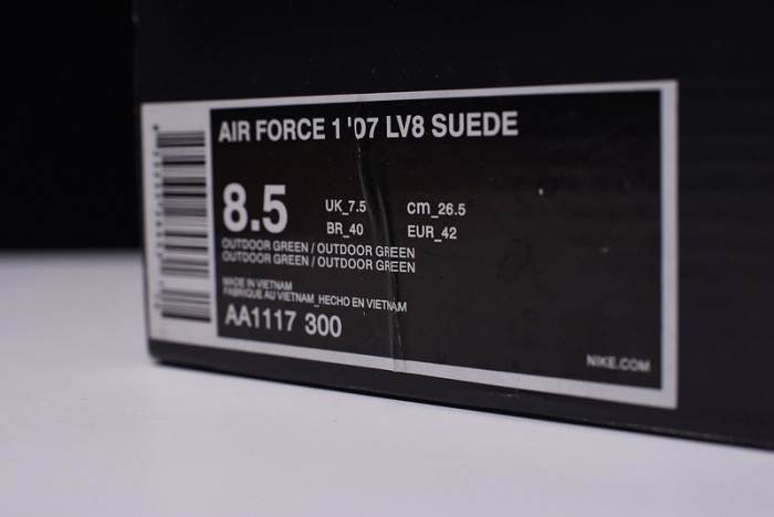 Nike Air Force 1 ´07 LV8 Suede  Outdoor Green Brand  AA1117-300