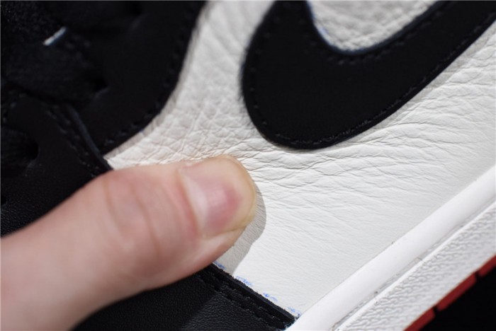 Air Jordan 1 Retro High OG Bred Toe  555088-610