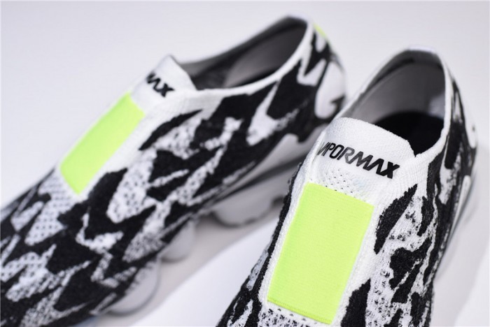 Nike Mens Air Vapormax Flyknit Moc 2 Acronym White AQ0996-001
