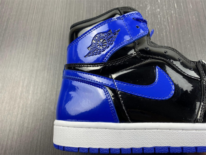AIR JORDAN 1 HIGH OG 