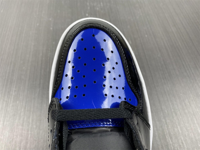 AIR JORDAN 1 HIGH OG 