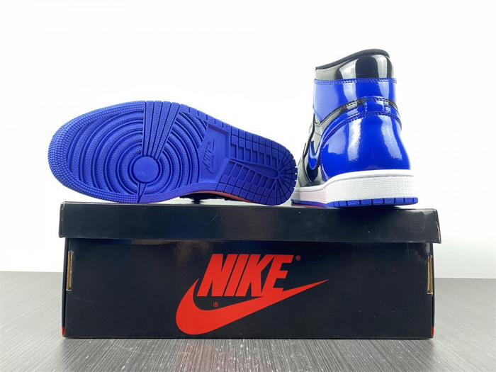 AIR JORDAN 1 HIGH OG 