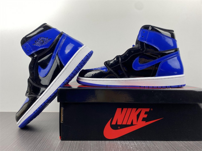 AIR JORDAN 1 HIGH OG 