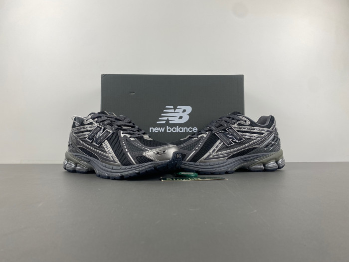 NEW BALANCE 1906R NB000040