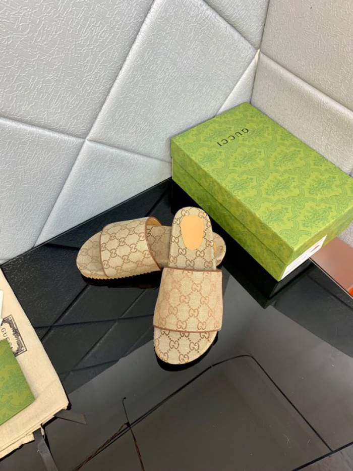 Gucc* Sandal98