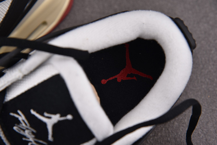 Air Jordan 4 RM 