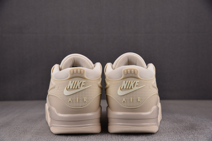 Air Jordan 4 RM Legend Light Brown FQ7940-200