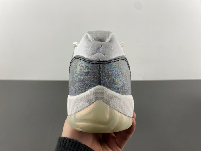 Air Jordan 11 Low CNY Year of the Snake HQ7000-001