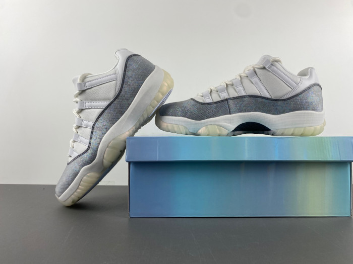 Air Jordan 11 Low CNY Year of the Snake HQ7000-001