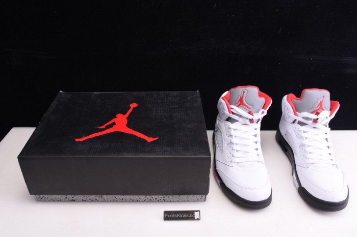 Air Jordan 5 Fire Red 2020 Silver Tongue DA1911-102