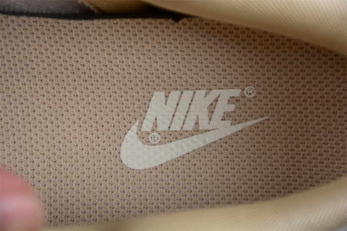 NIKE DUNK LOW PHANTOM METALLIC GOLD DX5930-001