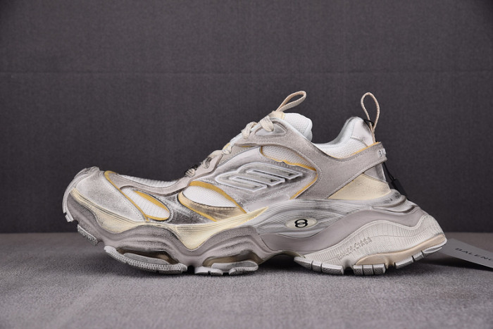 SNEAKER CARGO