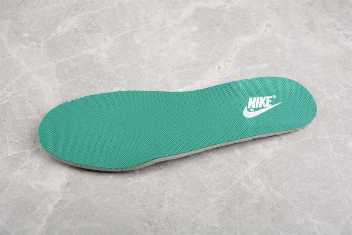 Nike Dunk Low Green White Metallic Gold FB7173-131