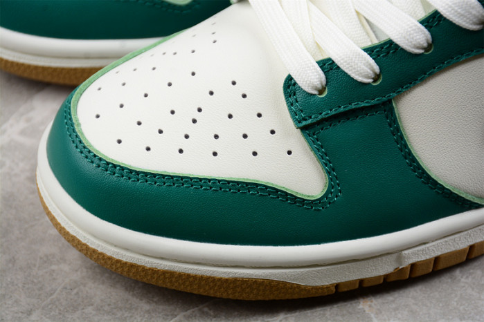 Nike Dunk Low Green White Metallic Gold FB7173-131