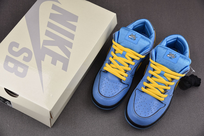 THE POWERPUFF GIRLS X NIKE SB DUNK LOW BUBBLES FZ8320-400