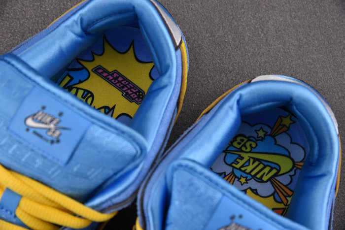 THE POWERPUFF GIRLS X NIKE SB DUNK LOW BUBBLES FZ8320-400