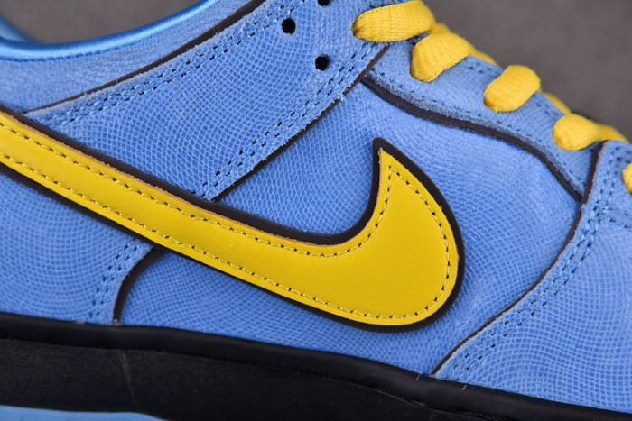 THE POWERPUFF GIRLS X NIKE SB DUNK LOW BUBBLES FZ8320-400
