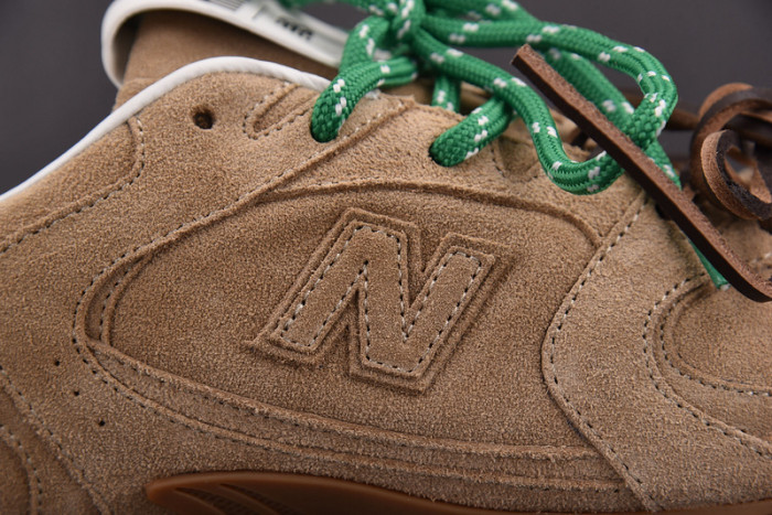 New Balance x MIU MIU NB530 NB000046