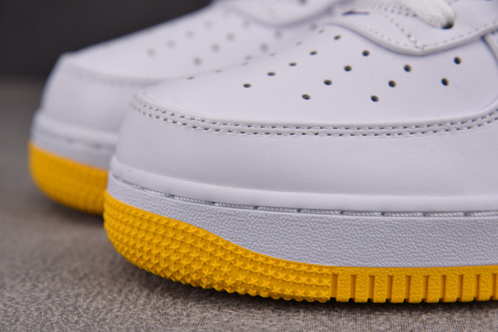 Kobe Bryant x Nike Air Force 1 Low  FZ1151-101