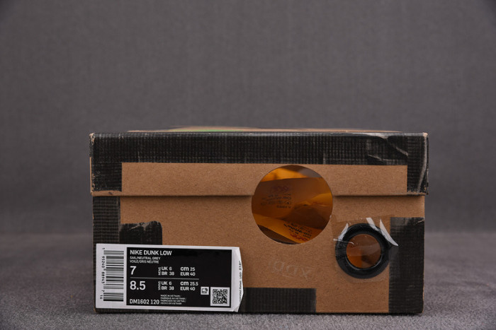 OFW X DUNK LOW “27 OF 50” DM1602-120