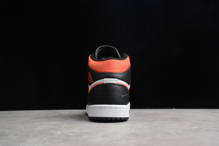 AIR JORDAN 1 MID ZIG ZAG DN4929-100