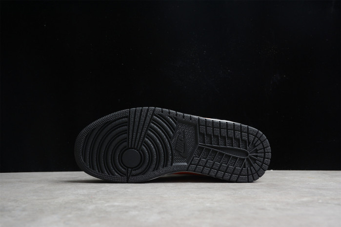 AIR JORDAN 1 MID ZIG ZAG DN4929-100