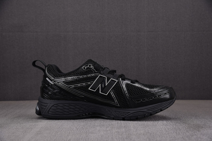NEW BALANCE 1906R NB000038