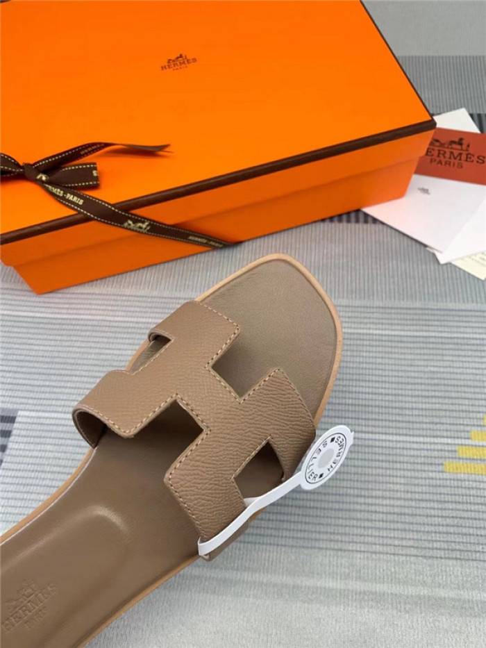 Herme* Sandal32