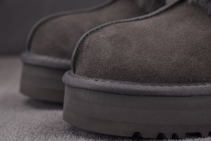 UGG SANDALS 2