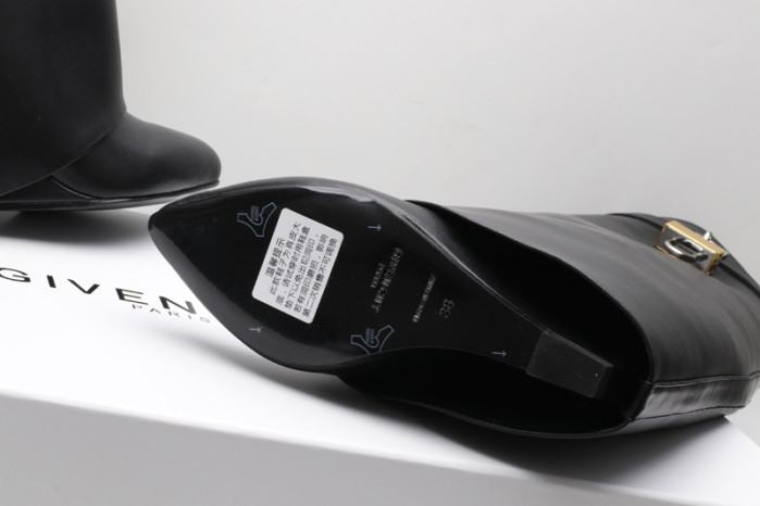 GIVENCHY LEATHER BOOTS GC000005