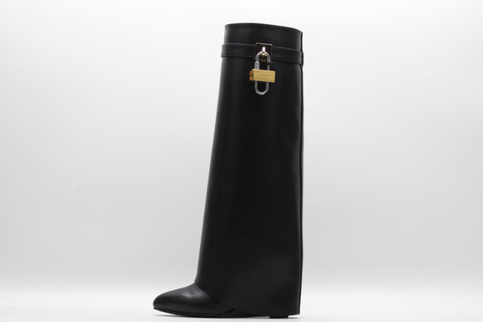 GIVENCHY LEATHER BOOTS GC000005