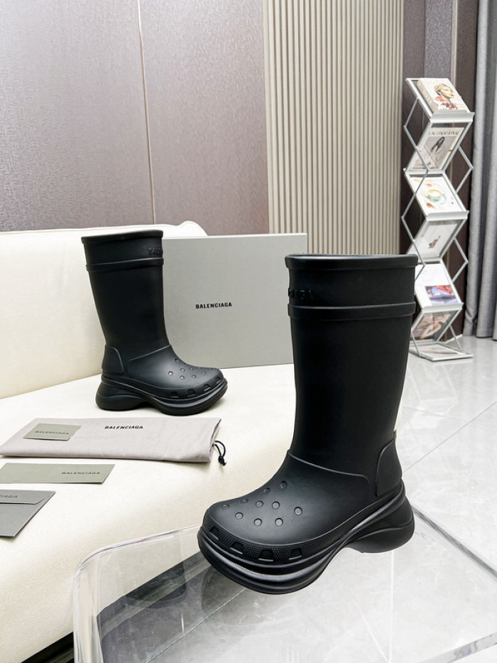 BALENCIAG*  CROCS BOOT  5000094