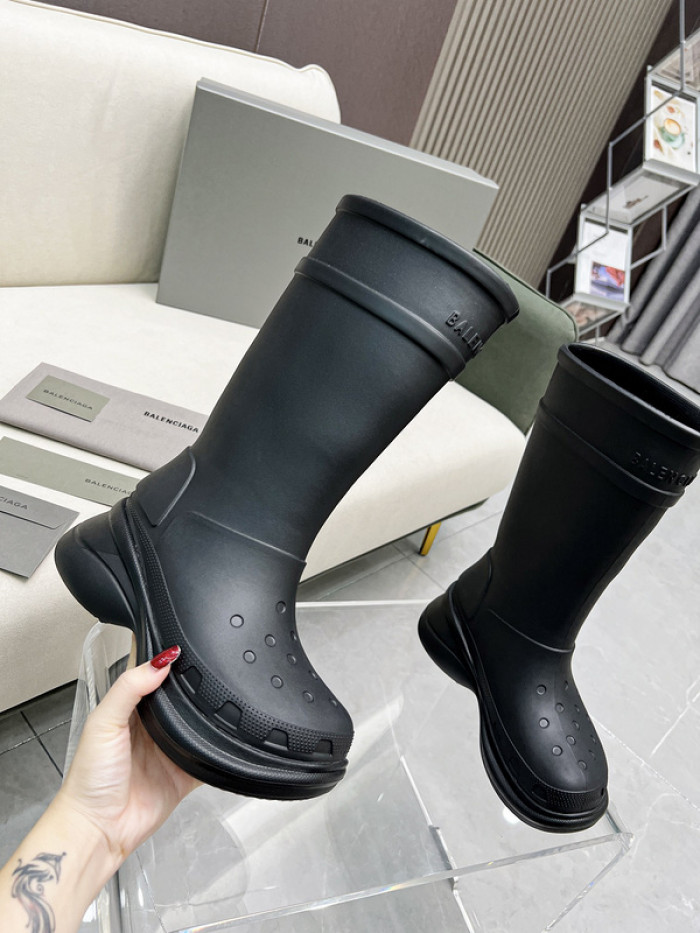 BALENCIAG*  CROCS BOOT  5000094