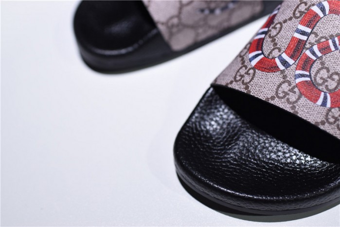 Gucc* Sandal8